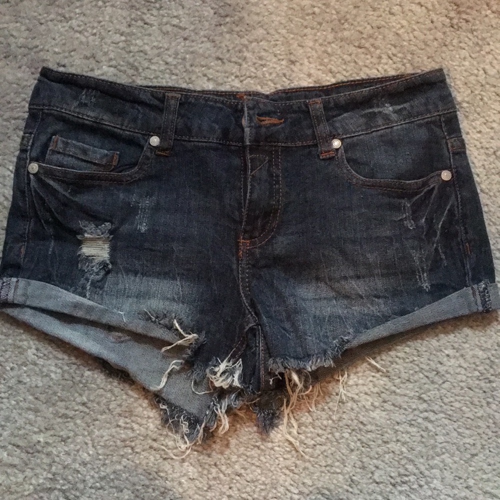 Ripped Jean shorts